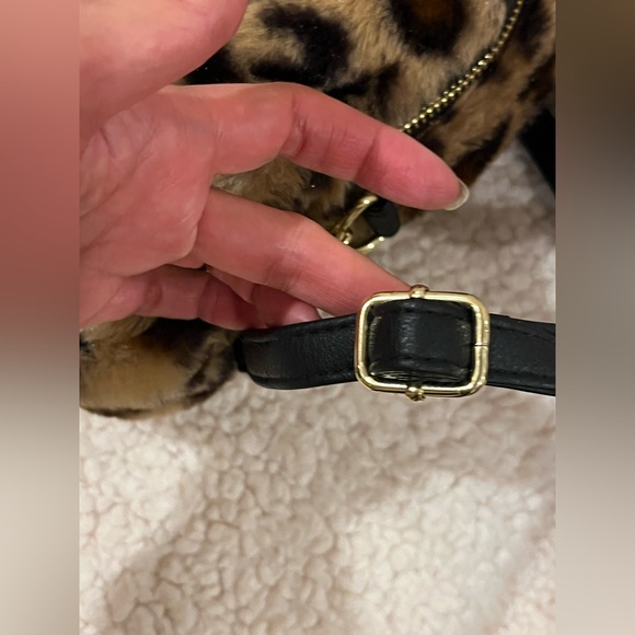 Leopard print faux fur mini backpack/ crossbody purse. Gold-tone hardware. - Picture 9 of 14
